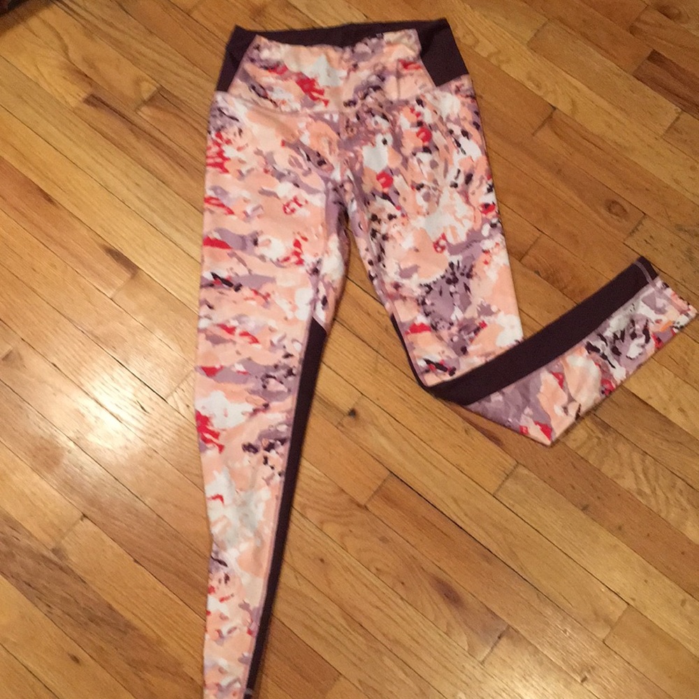 Lucy size medium athletic pants